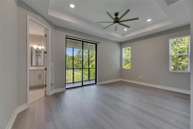 Building Photo - 4899 Isola Ct