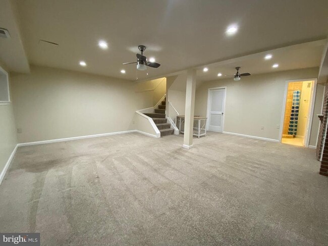 Building Photo - 7432 Pohick Rd