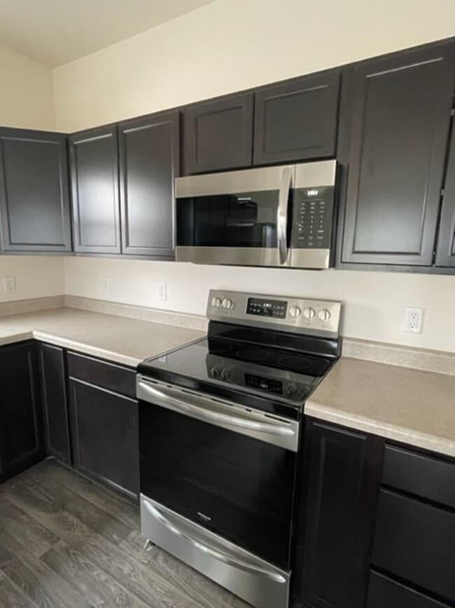 Building Photo - Avalon Bluff...3 Bedroom 2 Bath House
