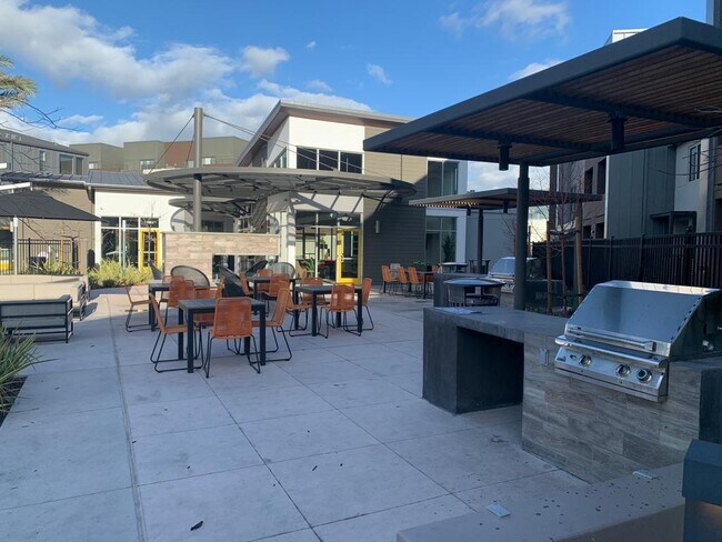 Building Photo - 44828 Fremont Blvd