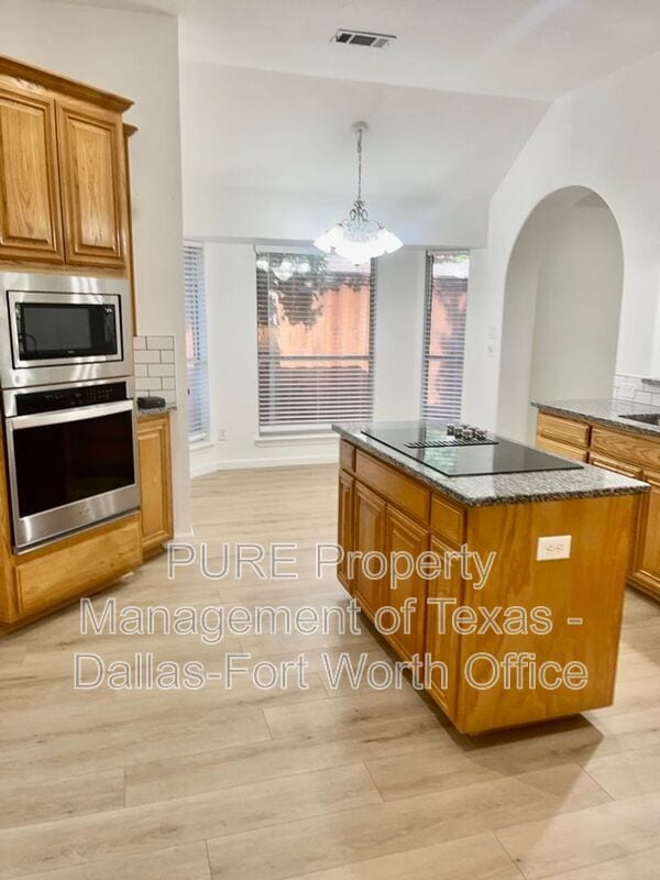 Building Photo - 3507 Blue Forest Dr