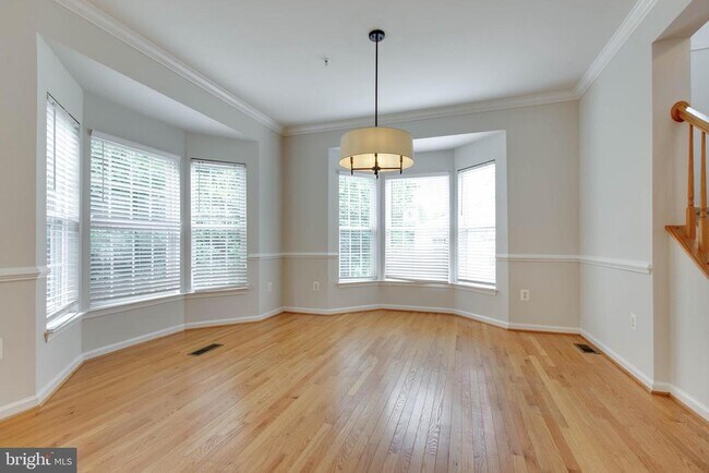 Building Photo - 6311 Stockbridge Overlook Ct