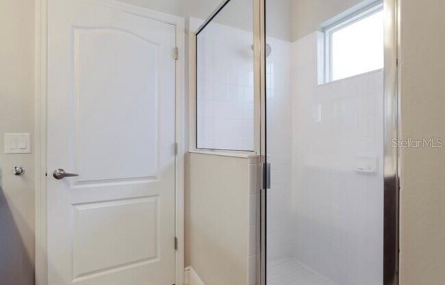 Building Photo - 13012 Deep Blue Pl