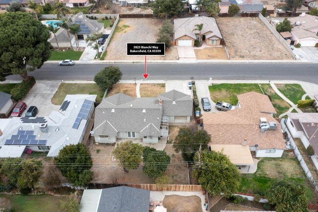 Building Photo - 3825 Bianchi Way