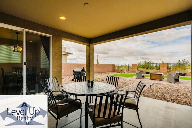 Building Photo - 14097 N Silverleaf Ln