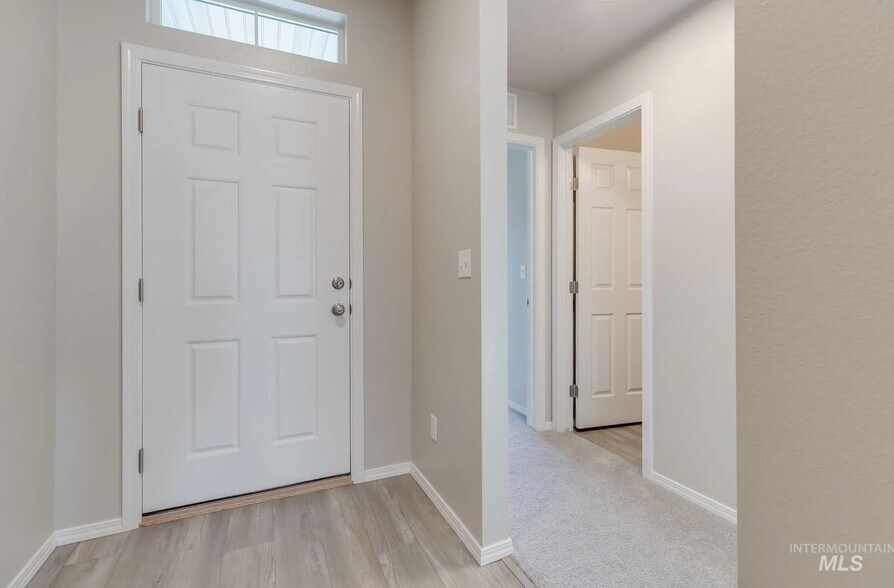 Building Photo - 19570 Nanticoke Ave