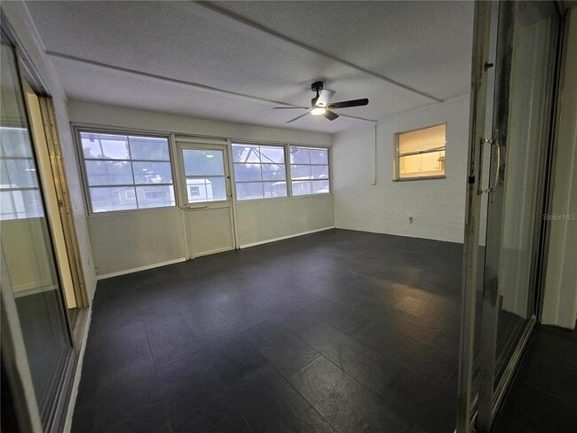 Building Photo - 5611 6th St