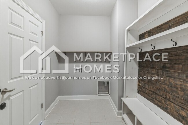 Building Photo - 6097 Amber Forest Trail