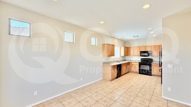 Building Photo - 4635 S Adelle