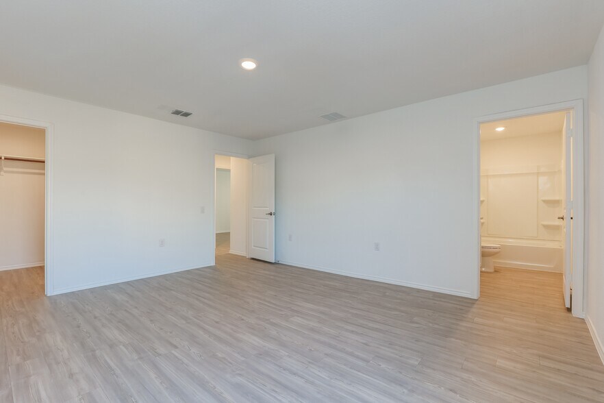 Building Photo - 4507 Emma Way