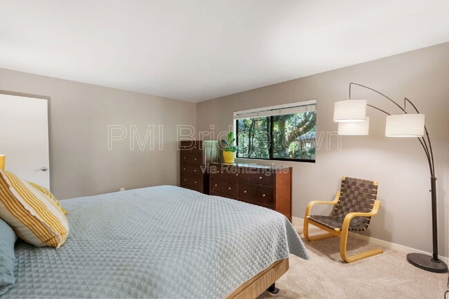 Building Photo - 160 Iron Mountain Blvd