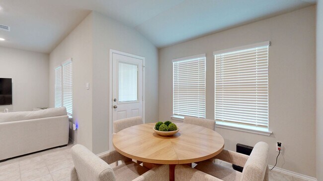Building Photo - Lovely 3-bedroom home just minutes away from Fort Hood