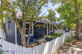Building Photo - Charming One-Bedroom Gem Steps from Main Street Bozeman