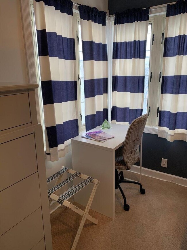 Building Photo - 3 Geneva Ln