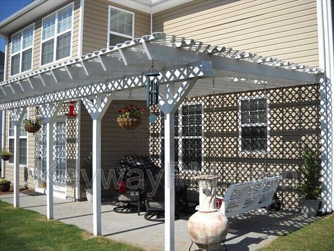 Building Photo - 4839 High Meadows Dr