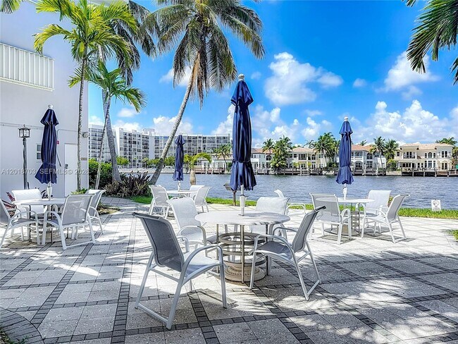 Building Photo - 2600 S Ocean Dr