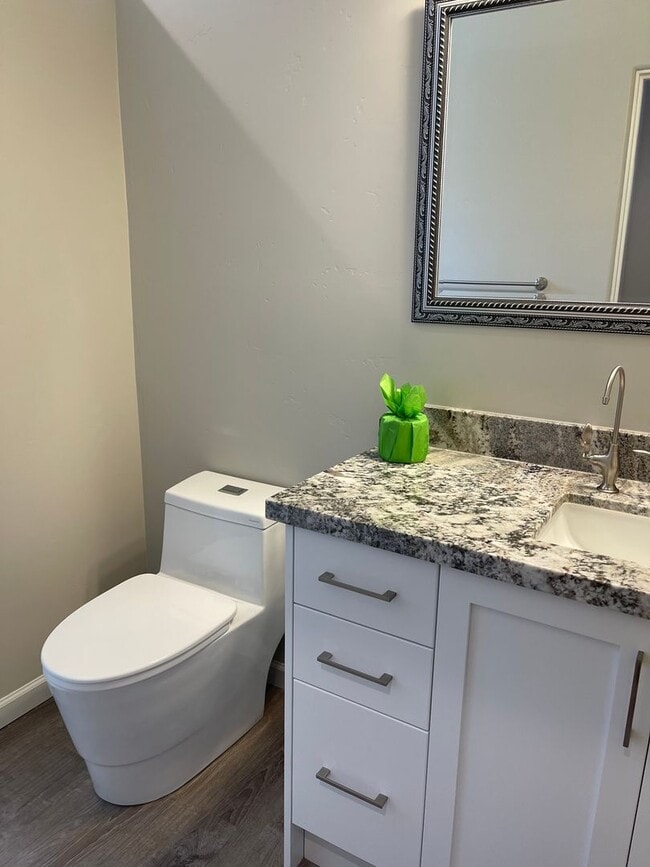 Building Photo - Unfurnished Tiny Home