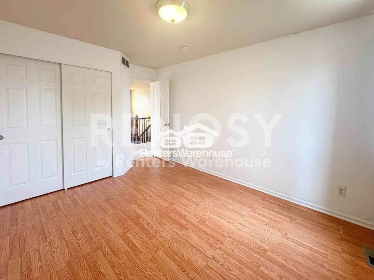 Building Photo - 12674 Jersey Cir E
