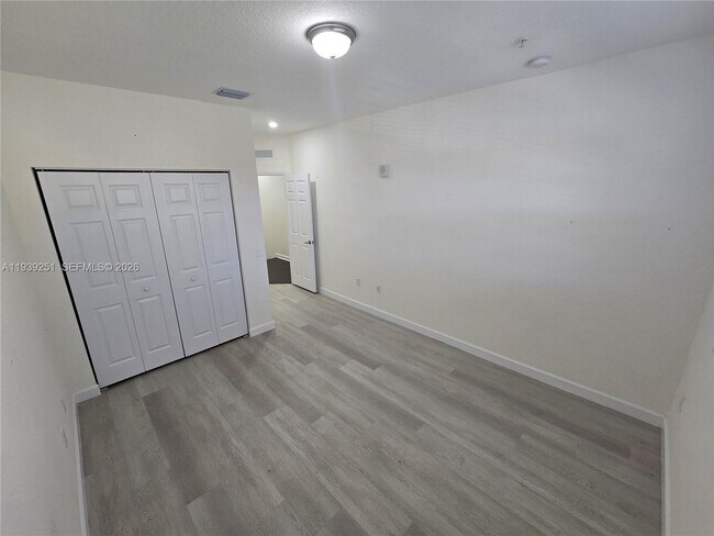 Building Photo - 260 NW 109th Ave