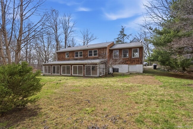 Building Photo - 25 Woodland Terrace Ct