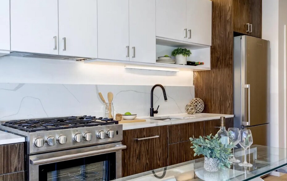 Building Photo - 1435 Clifton St NW