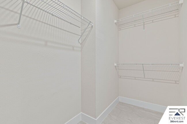 Building Photo - FULLY FENCED, LIKE NEW 3/2/2 IN DESIRABLE INDIAN TRAILS