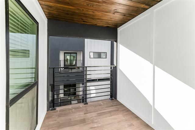 Building Photo - 1105 Poindexter St