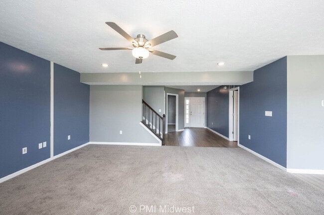Building Photo - 3975 Fenwick Ln