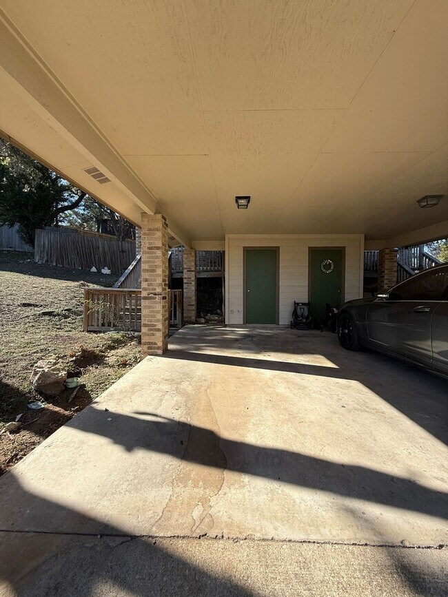 Building Photo - Wood Properties1 (8102 Dunn St)