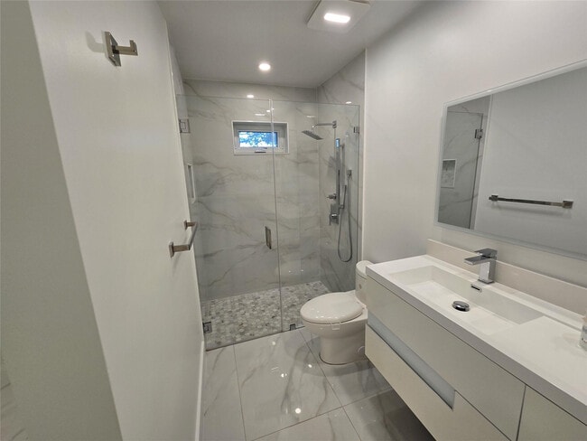 Building Photo - 1303 Seagrape Cir