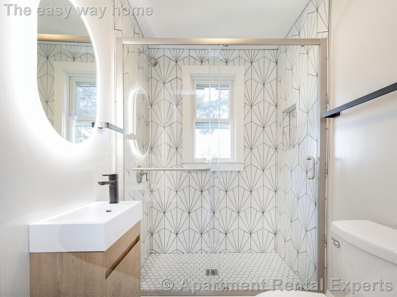 Building Photo - 57 Hawthorne St