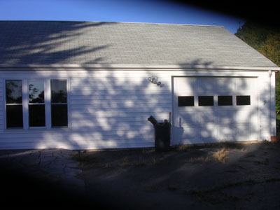 Building Photo - Nice Brick Ranch-Style House located acros...