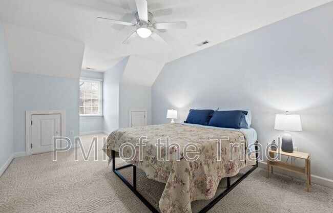Building Photo - 2766 Briaroak Dr