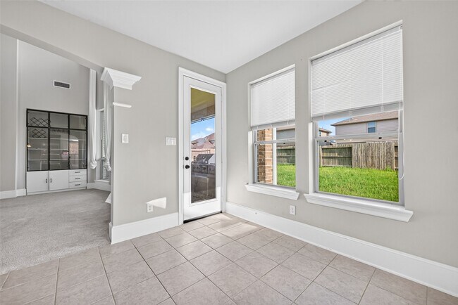 Building Photo - 32931 Franklin Brooks Dr