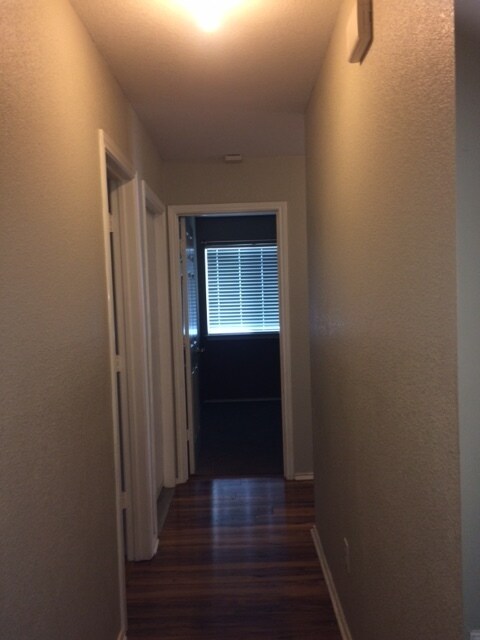 Building Photo - 2804 Blackburn Dr