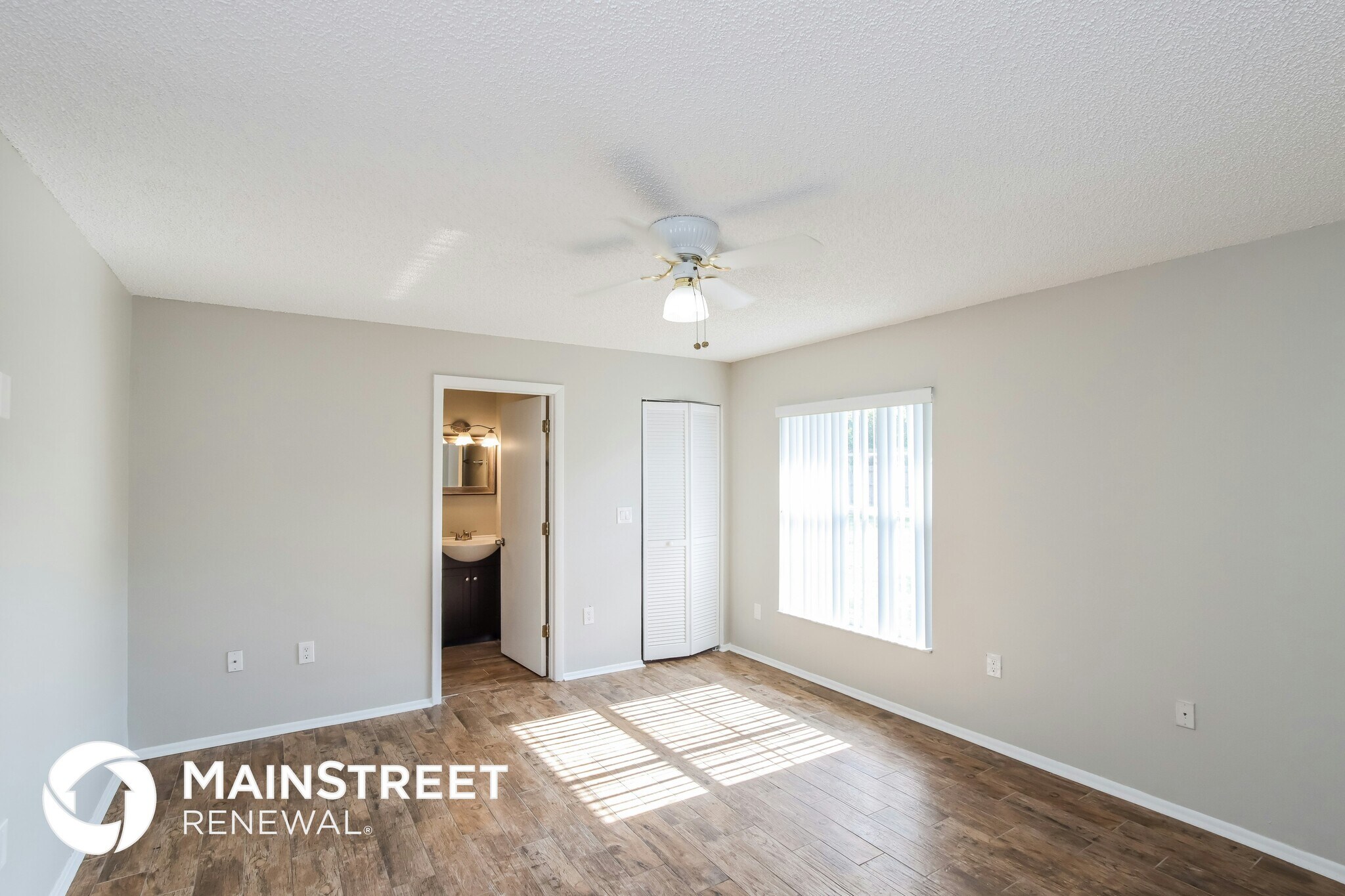 Building Photo - 944 S Kentucky Ave