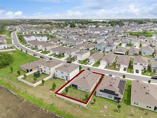 Building Photo - 544 Park Pl Blvd