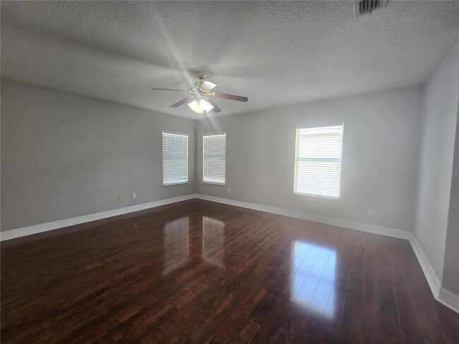 Building Photo - 2274 Geneva Dr