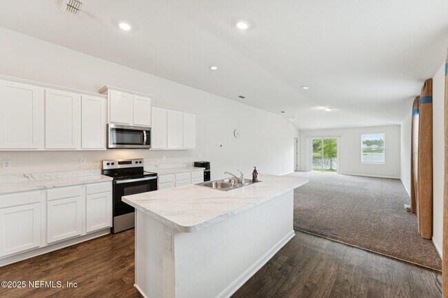 Building Photo - 6488 Bucking Bronco Dr