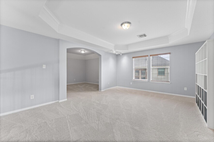 Building Photo - 13402 Great Creek Dr