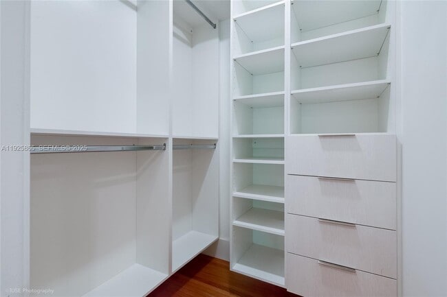 Building Photo - 1449 Cecilia Ave