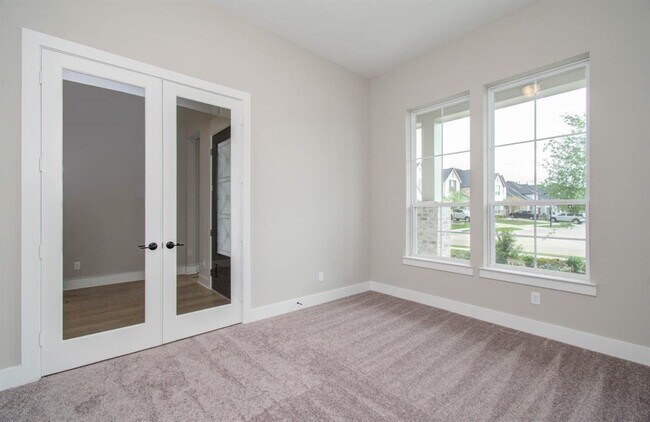 Building Photo - 7410 Pecan Brk Ln