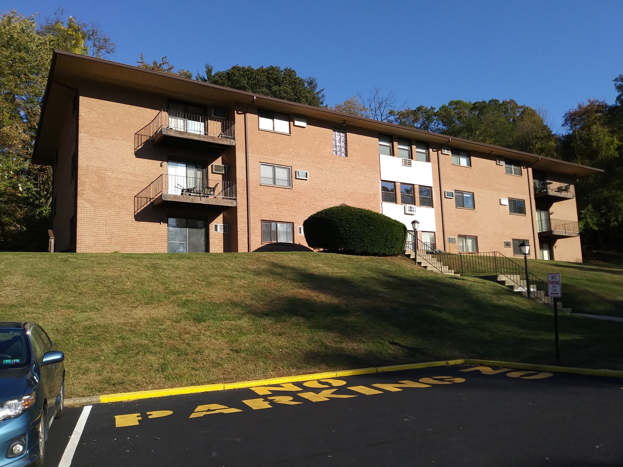 Building Photo - 1016 W Baltimore Pike