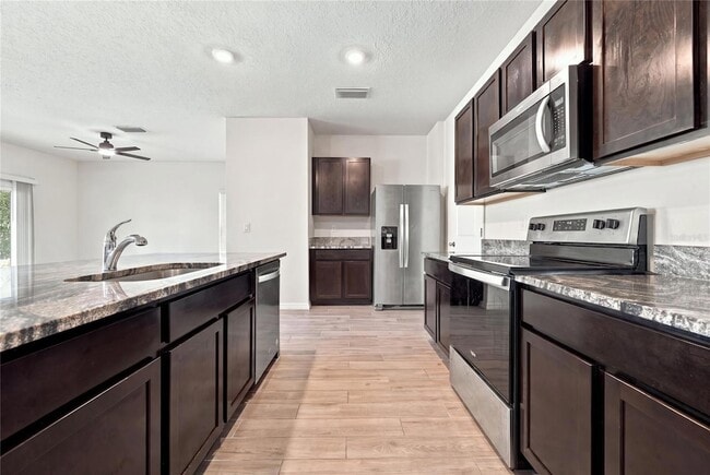 Building Photo - 5166 SW 48th Ln