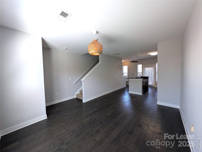 Building Photo - 841 Seigle Point Dr