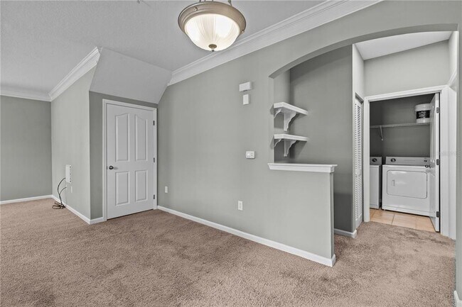 Building Photo - 6005 Newport Ln