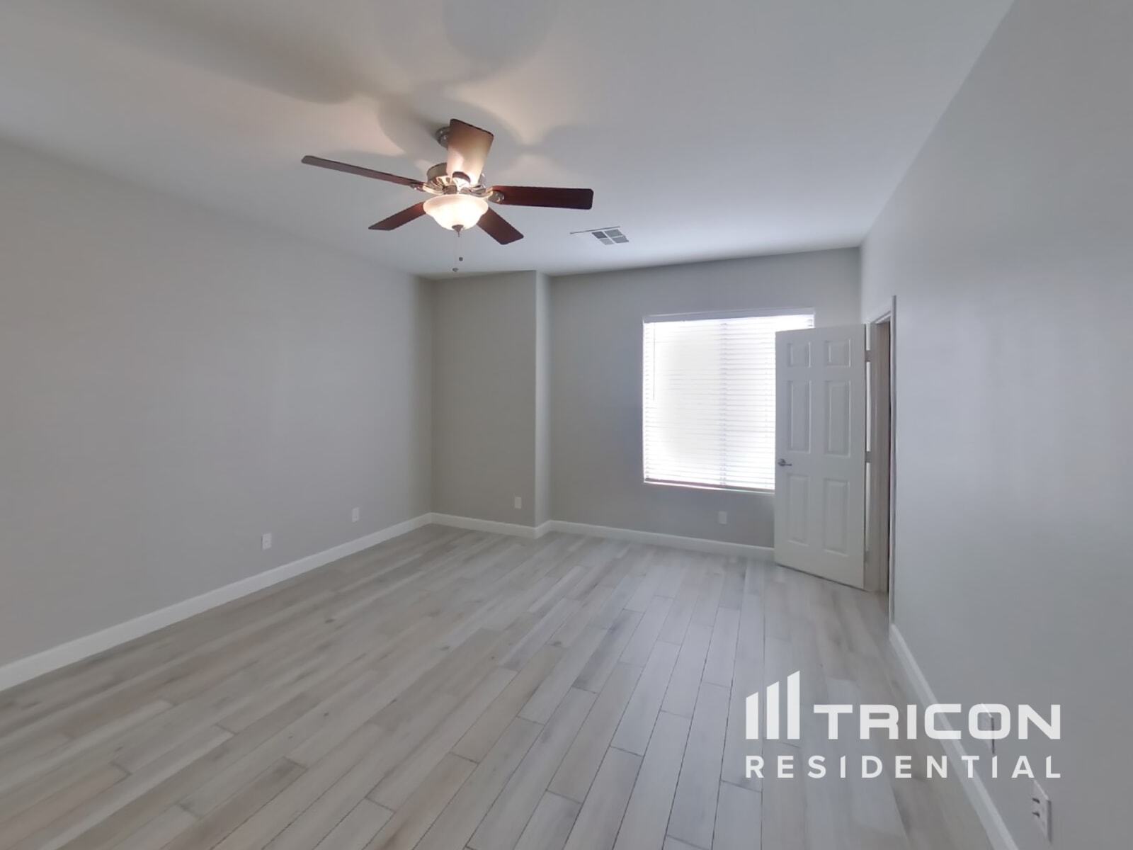 Building Photo - 10753 Tuckermans Ave