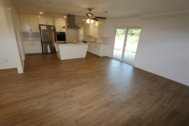 Building Photo - 5414 Spellman Rd