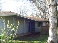 Building Photo - Thurston area 2 bedroom, one-level duplex
