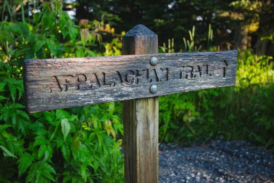 Building Photo - 157 W Holly Ridge Rd